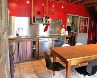 2-10 pers - House with character XVIII 180 m2 in 45 km of beachesHouse with character - Saint-Hilaire-de-Villefranche - Cuisine