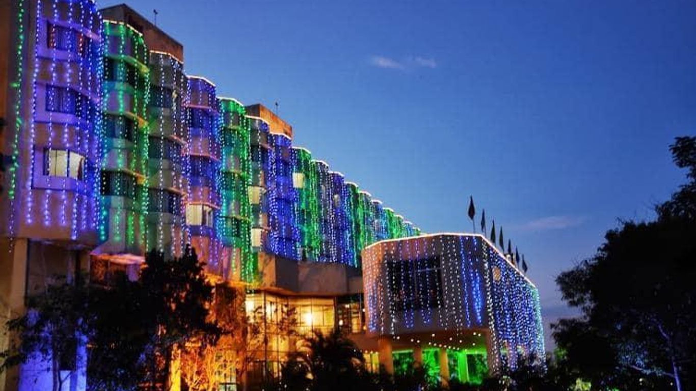 هوتل داسابراكاش بارادايس