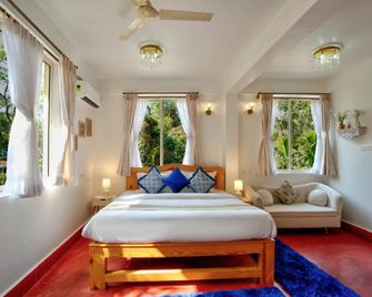 House Of Anjuna 3br Studio With Pool By Homeyhuts - Anjuna - Schlafzimmer