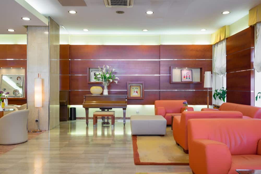 Hotel Laguna Zagreb - זאגרב - לובי