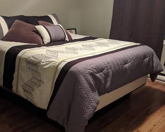 Chalet Osky - le calme entre le lac et la montagne de ski - Saint-Côme - Bedroom