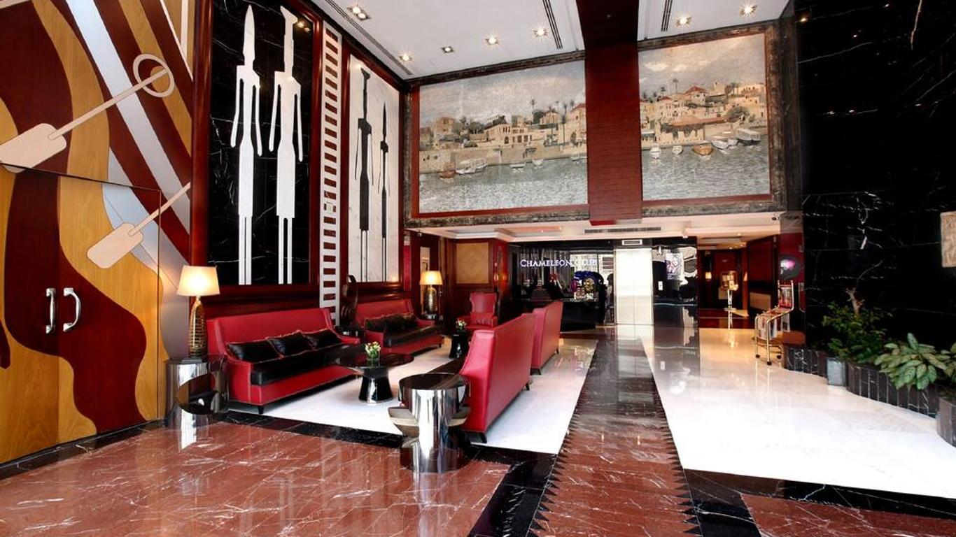 Social Hotel