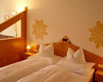 Hotel Pfleger - Anras - Bedroom