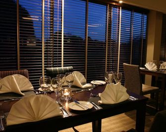 Garner Hotel Eight Acres Elgin by IHG - Elgin - Restaurace