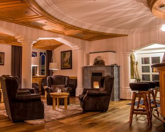 Hotel Continental Dolomites - Selva di Val Gardena - Lounge