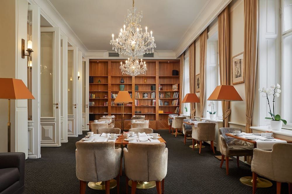 Ventana Hotel Prague