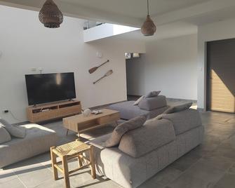 Hermosa casa de mar - Escuintla - Sala de estar