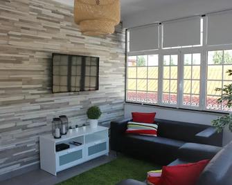 Casa Senhoras Rainhas AL - Obidos - by Unlock Hotels - Óbidos - Living room