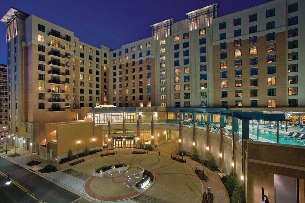 Wyndham National Harbor-Spacious 2 Bedroom Suite near D.C.