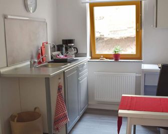 Apartment 1 / Guest House Mondschein - Rudolstadt - Küche