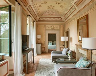 Como Castello Del Nero - Tavarnelle Val di Pesa - Living room