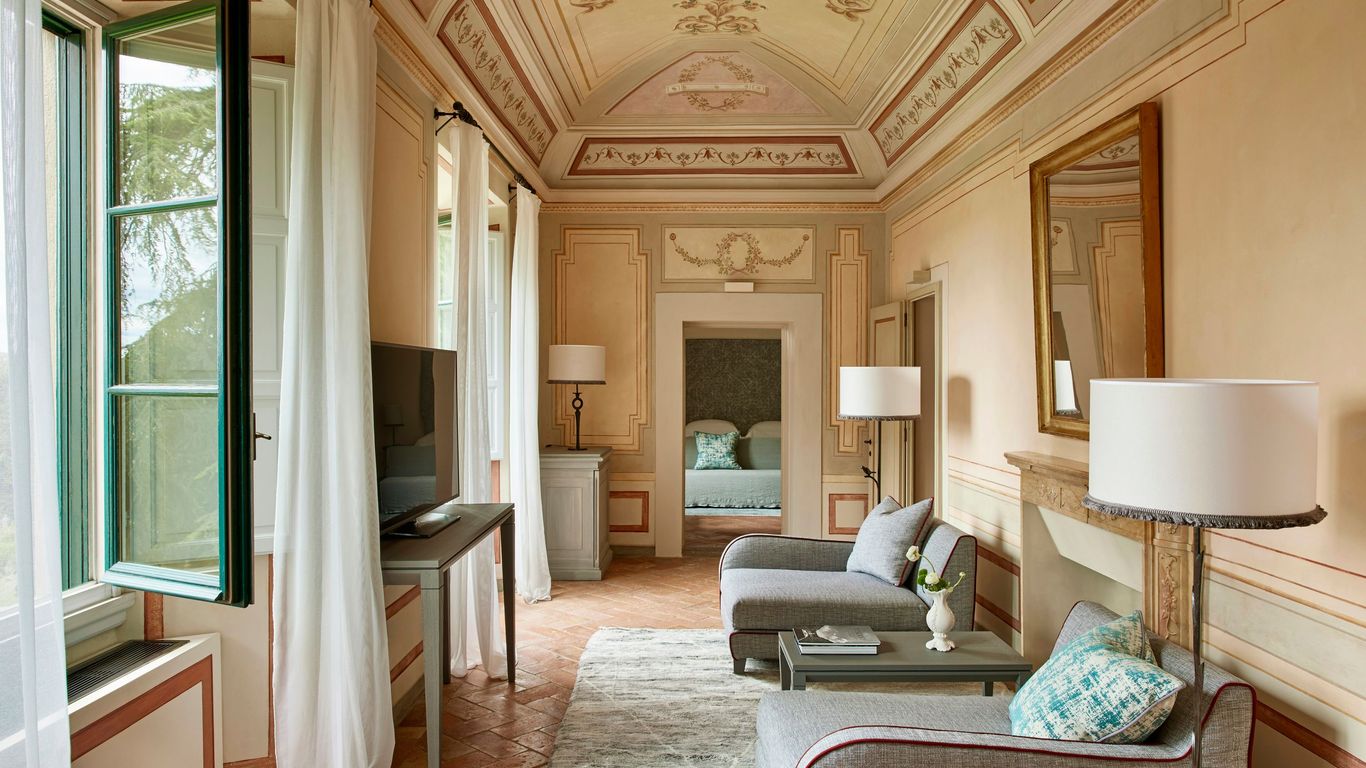 코모 카스텔로 델 네로