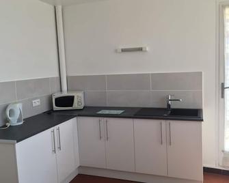 Chez Mimi - Châtillon-sur-Seine - Kitchen