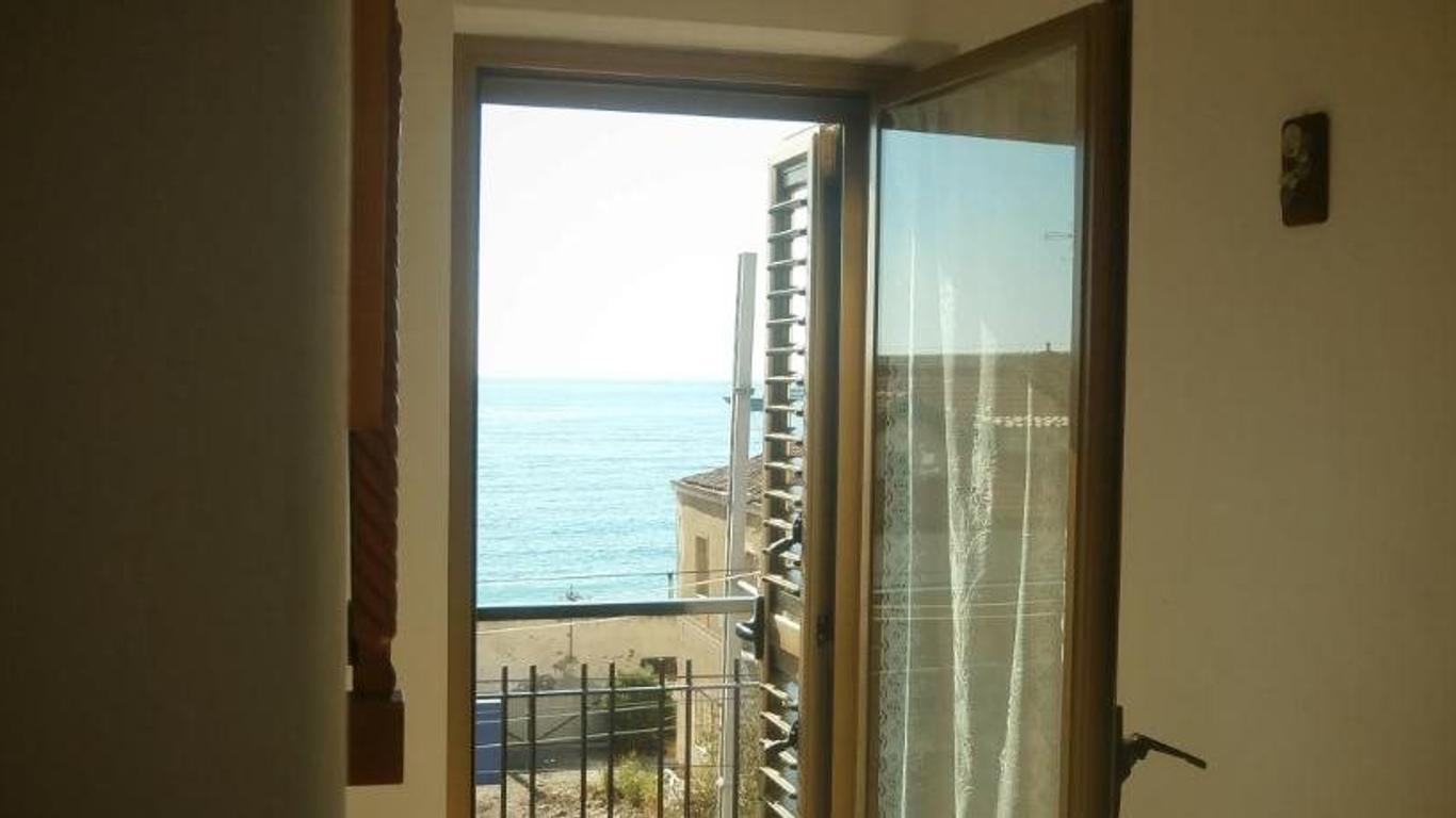 Hotel Pensione Cundari