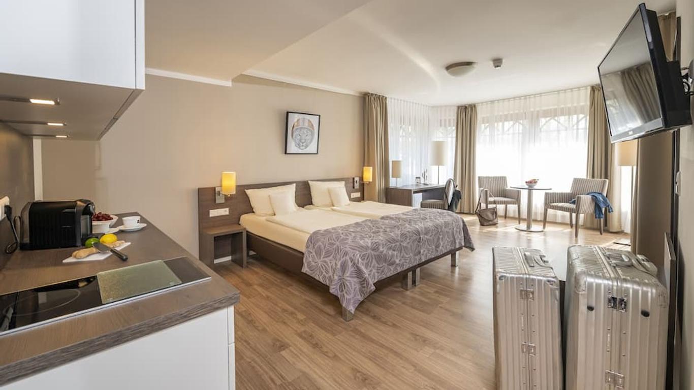 Tiek Apartments