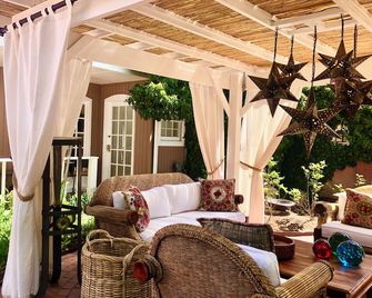 Boutique Hotel - King Room-1/2 Mi. From Santa Fe Plaza - Santa Fe - Uteplats