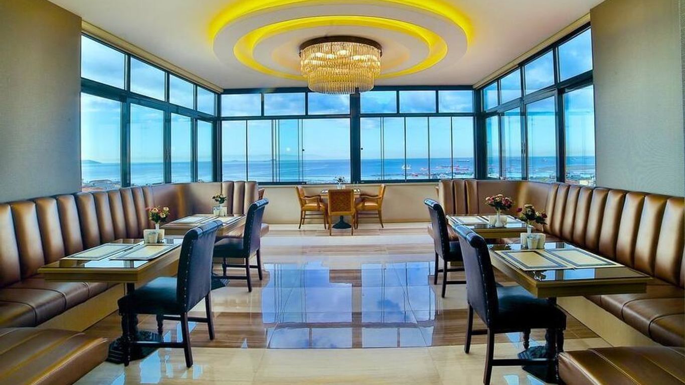 Beethoven Hotel & Suite