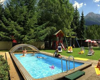 Hotel Alpina - Kleinarl - Pool