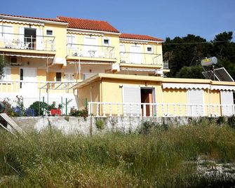 Kappatos Apartments Kefalonia - Argostoli - Building