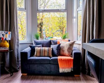 35a Howard Gardens - Cardiff City Centre - Cardiff - Soggiorno