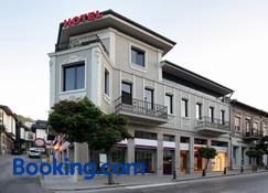 Hotel Play - Veliko Tarnovo - Building