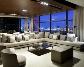 Hyatt Regency Barcelona Tower - Hospitalet de Llobregat - Sala de estar