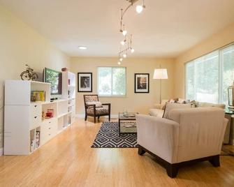 Casa St. Teresa in Beautiful St. Helena - Saint Helena - Living room