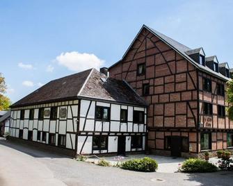Hôtel Grand-Champ - Malmédy - Building