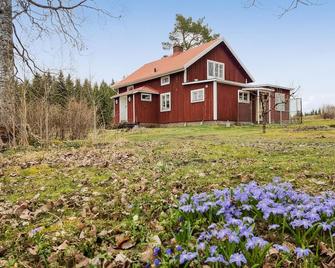 Nice Home In Ulrichamn With Wifi - Ulricehamn