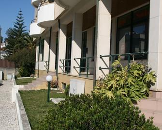 Apartment T3 Located between Porto and Aveiro - São João da Madeira - Edifício