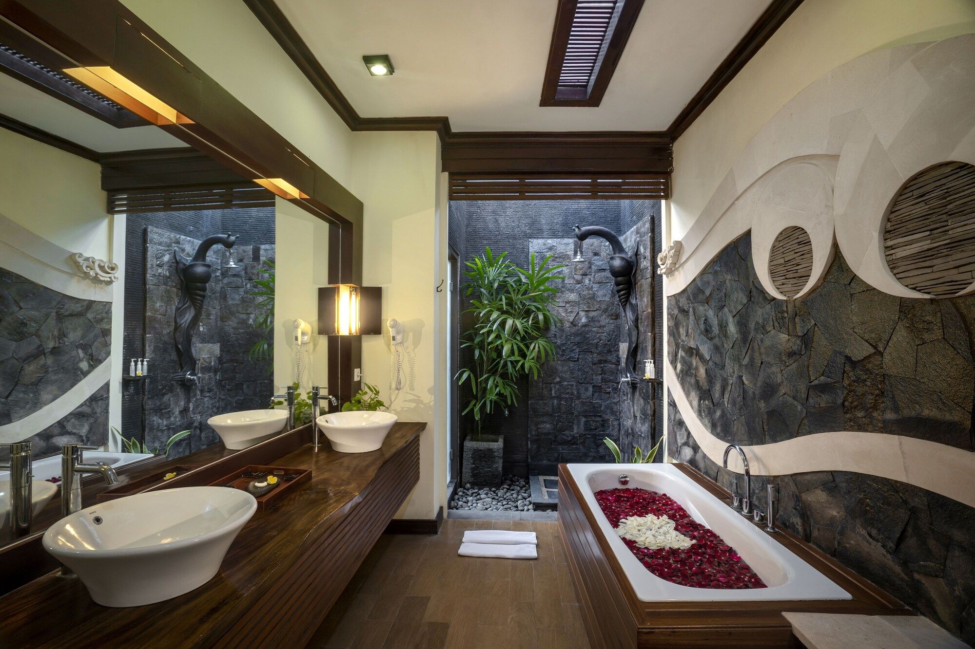 The Bali Dream Villa & Resort Echo Beach Canggu - North Kuta