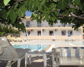Paraschos Studios Kos - Kardamena - Pool
