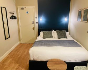 Eurobar & Hotel - Oxford