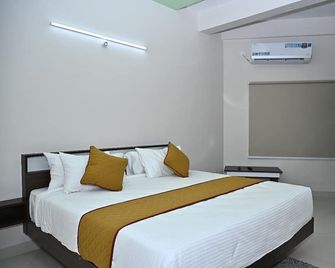 Hotel Sln Comforts - Tumkūr