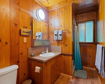 Ameer - room Masoods Lodge - Boulder Creek - Bathroom