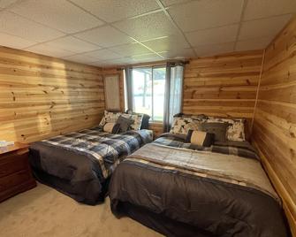3+ Acre Lakeside Property on Lake Pokegama - Pine City - Bedroom
