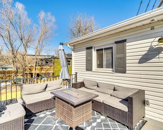 2 Mi to Downtown Colorado Springs: Apt w/ Grill! - Colorado Springs - Balcón