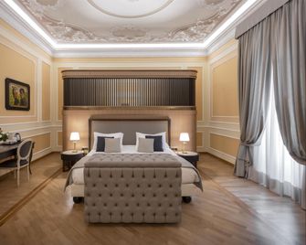 Bristol Palace Hotel - ג'נואה - חדר שינה
