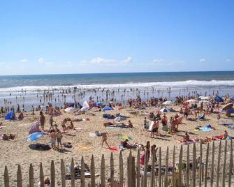 Hotel Les Pins - Hourtin - Plage