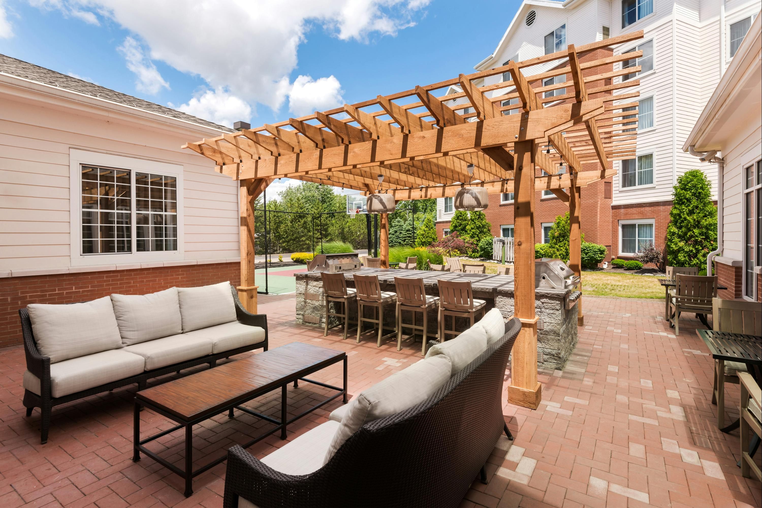 Homewood Suites by Hilton Buffalo-Amherst - Amherst - Patio