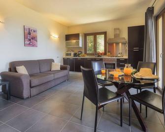 Villa Maggiorana 10, Emma Villas - Lisciano Niccone - Dining room