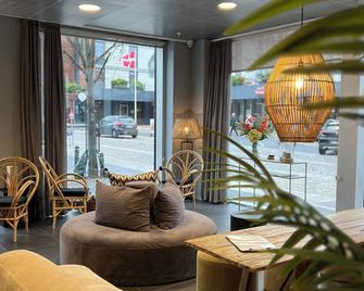 Cabinn Plus Esbjerg - Esbjerg - Living room