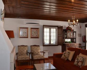 Casa Da Avo Genoveva - Tomar - Living room