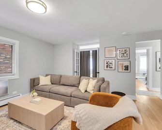 Retreat Near Andersonville 3br Newly Remodeled - Chicago - Sala de estar