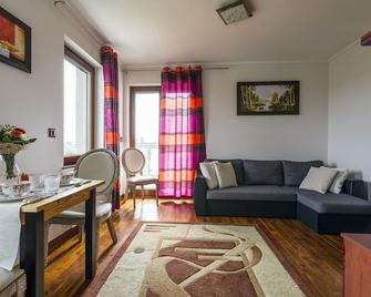 Mala Italia Apartments - Wrocław - Stue