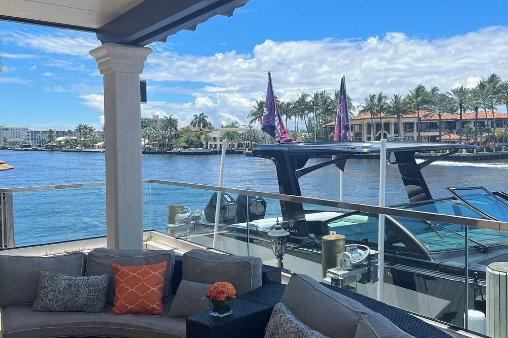 Intracoastal Paradise: Luxurious Retreat in a Prime Fort Lauderdale Location - فورت لاودردال - شرفة