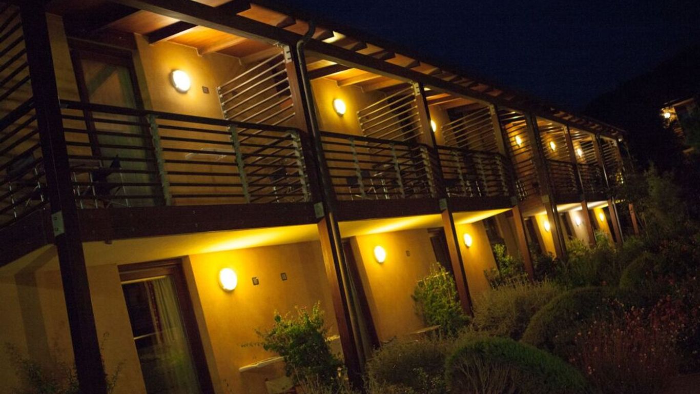 Canado Club Family Village