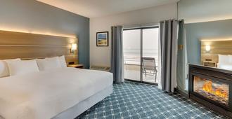 Parkshore Resort - Traverse City - Bedroom