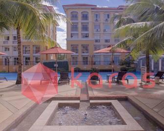 Signature Studio Suite by Kara's Condotel - Cebu City - Pool
