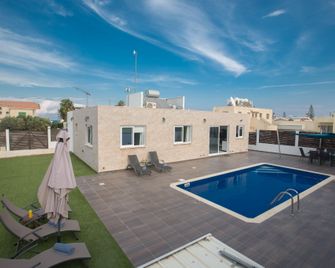 Protaras Holiday Villa Gd42 - Protaras - Uima-allas